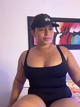 XXX chat uživo modela Kira_Spiicy