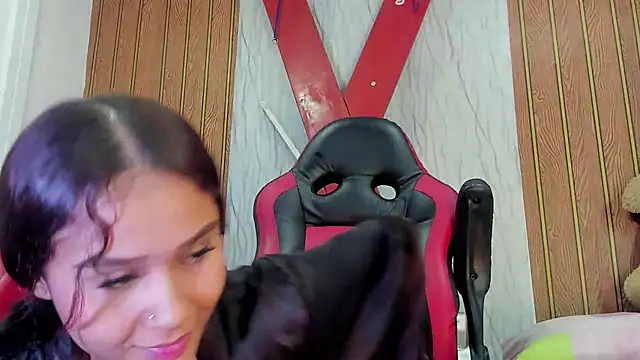 MarianaManzur – Naživo XXX chat