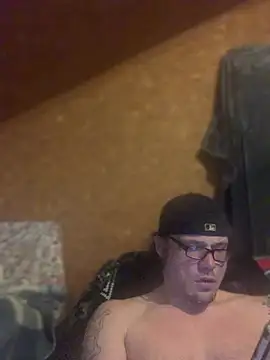 Ldnick69 élő XXX-chatje