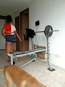 LEIRIS_Y_FRED_01 élő XXX-chatje