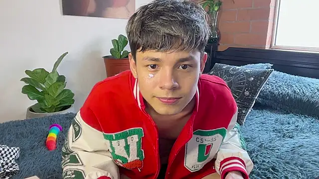 Andy_Belier23のライブXXXチャット