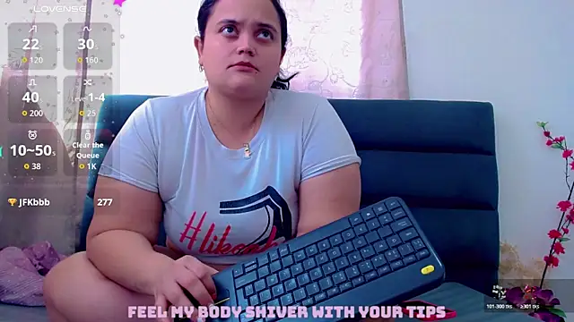 Chat +18 de brunnette_hot ao vivo