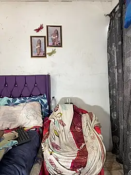 KandyHot_ élő XXX-chatje