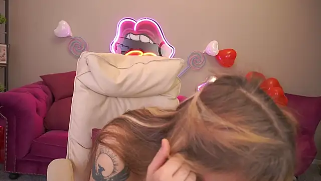 دردشة BellaLaPetit الجنسية المباشرة