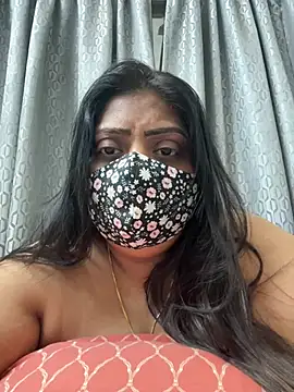 Chat XXX en directo de MarathiMILF