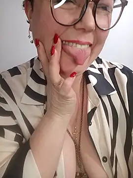 EllaLove2277's Live XXX Chat