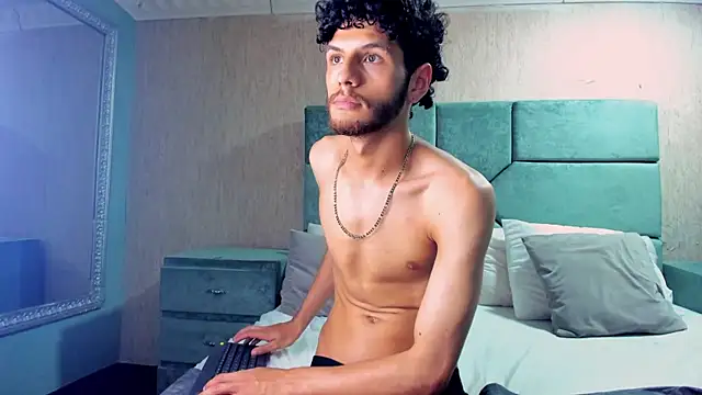 LuckySammer webkamerás műsora