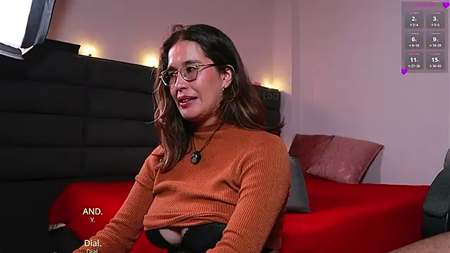 แชท XXX สดของ kathieandpovcock1