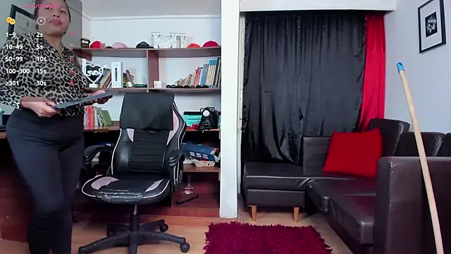 Czat XXX na żywo – LiaTaylorr