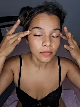 Chat XXX ao vivo de pamela_Tiny