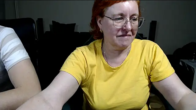 JoannaAndNeighbour's Webcam Show