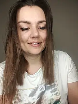 Chatroom XXX en direct de KrissSexi