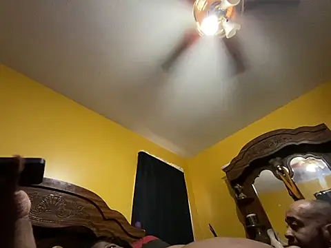 Pokazy przed kamerką – mrsparker1984