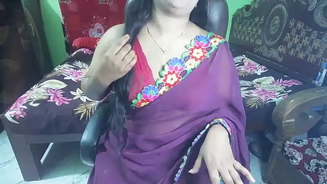 BengaliQueenStar Chat XXX in diretta