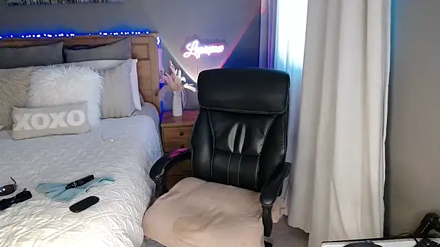 Czat XXX na żywo – Lenaxox