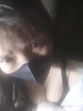 Chat XXX en directo de Yang-my-