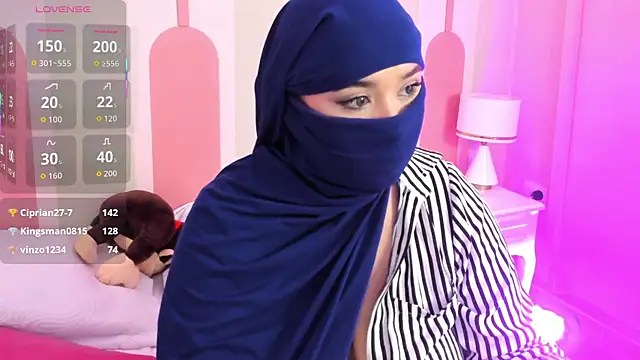 Samarahalsaud élő XXX-chatje