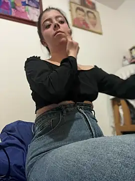 Cloew_Marz Live XXX Chat