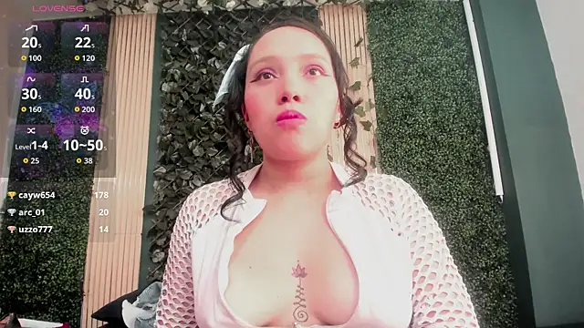 دردشة AmberAddamss الجنسية المباشرة