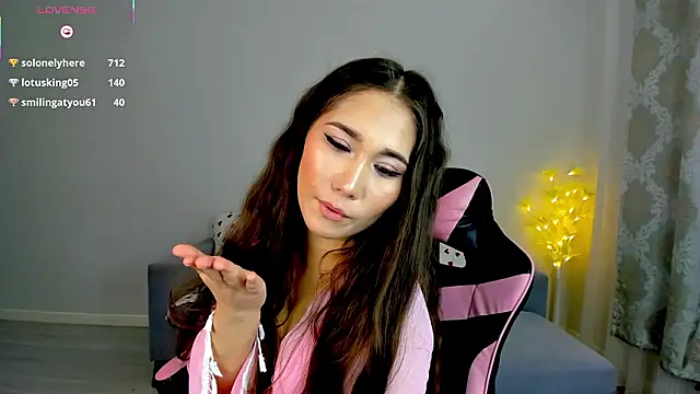 mayameilin: онлайн-секс-чат