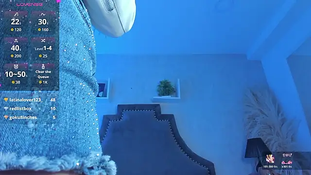 Živý XXX chat KarelyMitchel