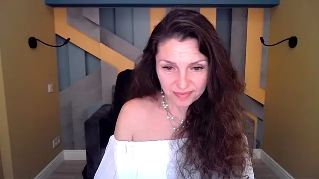 EllaLong Chat XXX live