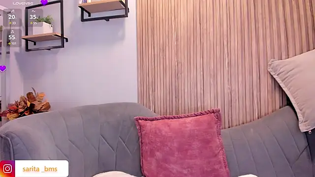 Chat +18 de Sariitaa_ ao vivo