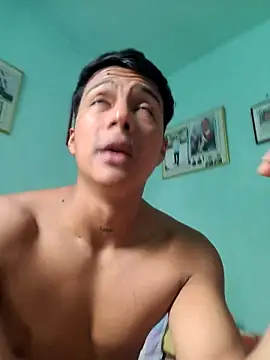 morenito420 Live XXX Chat