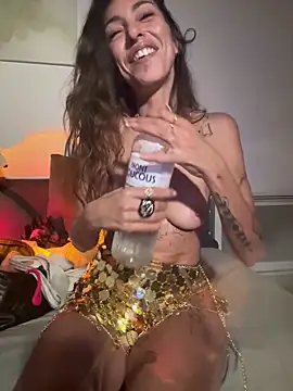 Amani_thewolf 라이브 XXX 채팅