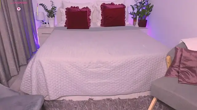 ButterflyMika32: онлайн-секс-чат