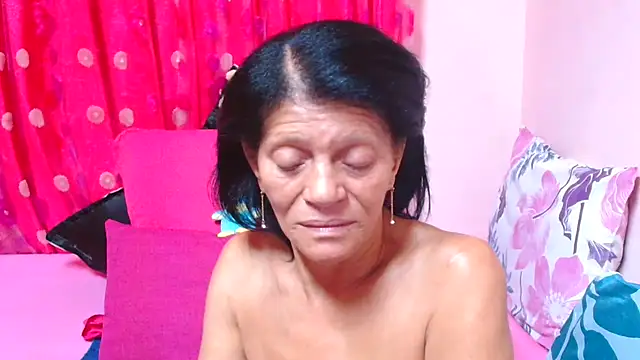 SLUTTYROXY Chat XXX live