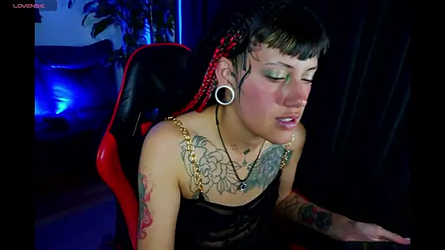 _sharlotte777のライブXXXチャット