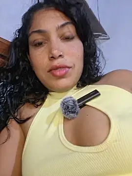 Chat +18 de Putaalexa ao vivo