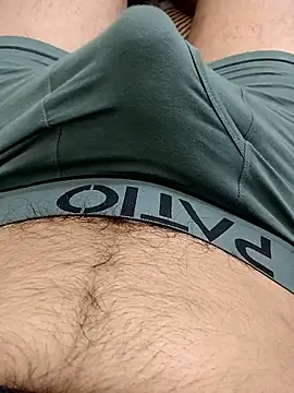 Czat XXX na żywo – Rocky-badboy_cum4me