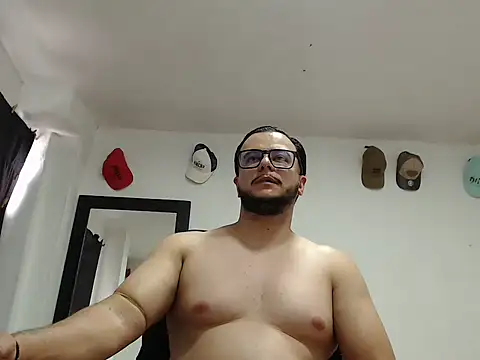 cloudsxxx: онлайн-секс-чат