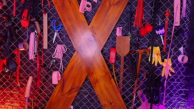 Miss_Juliett_bdsm: онлайн-секс-чат