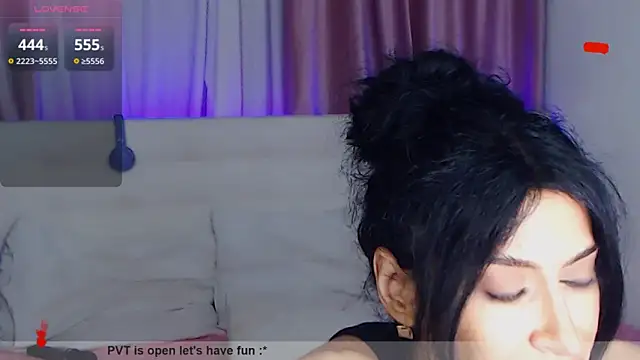 Show de Hennessy_XO na webcam