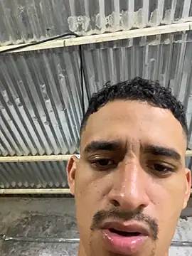 Czat XXX na żywo – ikaro21