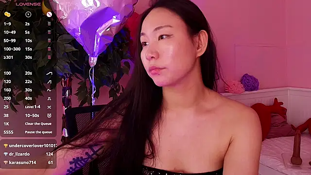 Inari_Okami_ Live XXX-Chat