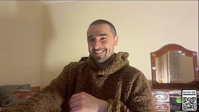 Chat XXX en directo de Hard_to_Obey