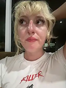 Czat XXX na żywo – RonnieKiss