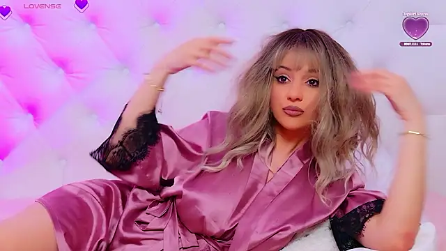 Chat +18 de AriannaSins ao vivo