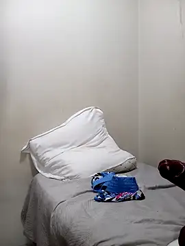 KinkyJXxX webkamerás műsora