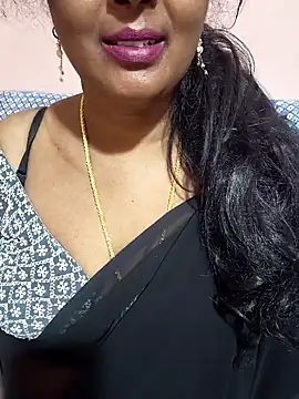 Pokazy przed kamerką – siri_tamiltelugu