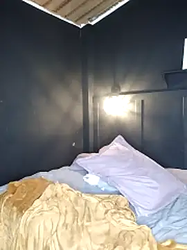 Chat +18 de brandi_bae1 ao vivo