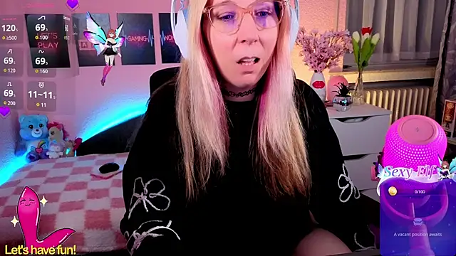 JustKerry Adlı Modelin Canlı XXX Sohbeti