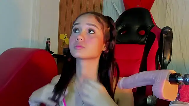 MarianaManzurn Live XXX chat