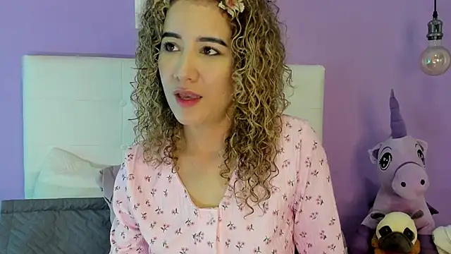 Charlotte11-11 – Naživo XXX chat