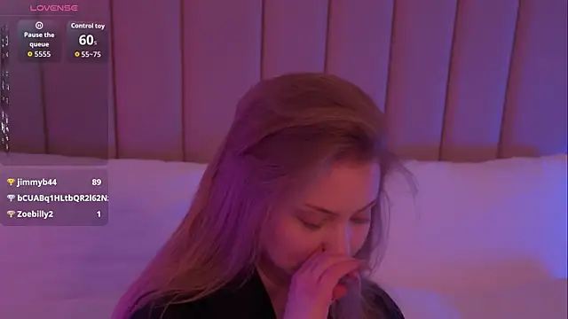 Chat +18 de MollyHilton ao vivo