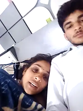 Czat XXX na żywo – kittu_Meena